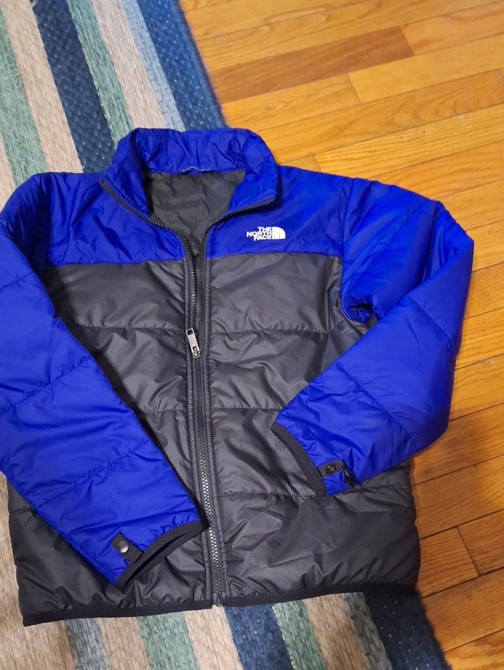 The North Face Blue and Gray Men's Puffer Jacket Boys Large